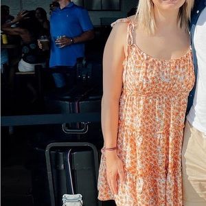 Pink Lilly sundress size medium- worn once!